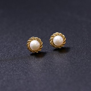 Mini Pearl Studs
