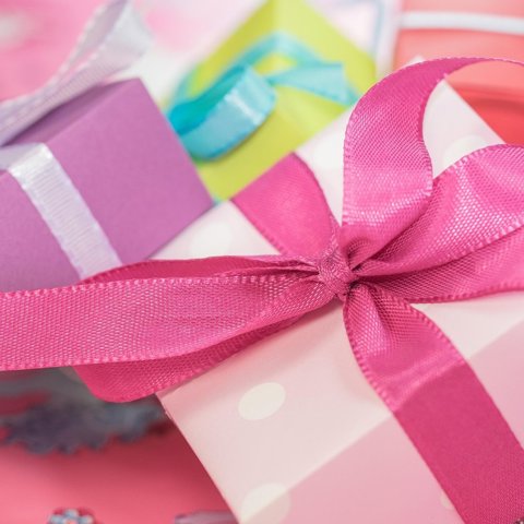 Pink Ribbon Gift Set
